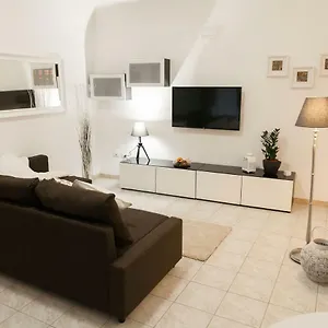 https://ricciarelli-42.it-tuscanyhotel.com
